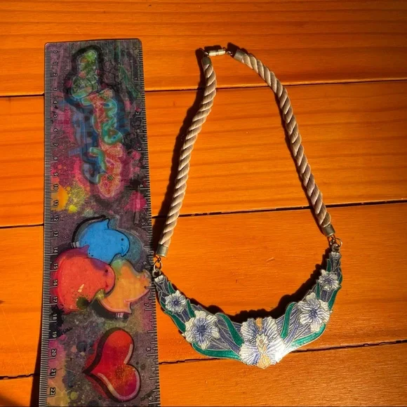 Vintage CJ Cloisonné Iris Bib Necklace - Picture 6 of 13